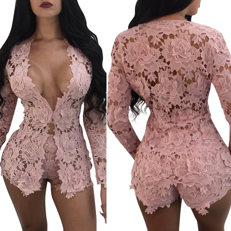 White Lace Long Sleeved Suit - Image 3